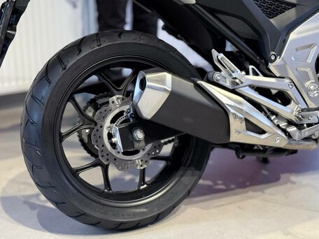 2024 Honda NC 750X, серый, 1190000 рублей, вид 5