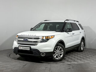 2014 Ford Explorer V, белый, 1828900 рублей, вид 1