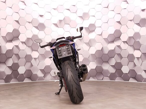 2026 BMW F 900 R, синий, 1269000 рублей - вид 5