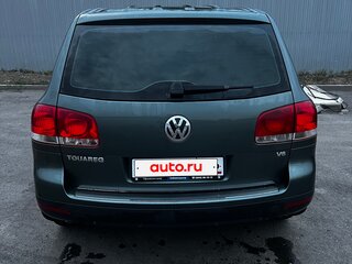 2006 Volkswagen Touareg I, серый, 930000 рублей, вид 4