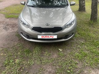 2014 Kia Ceed II, серебристый, 890000 рублей, вид 1