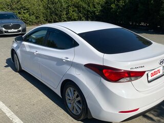 2015 Hyundai Elantra V (MD) Рестайлинг, белый, 1650000 рублей, вид 5