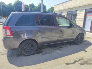 2008 Opel Zafira B, серый, 555000 рублей, вид 4