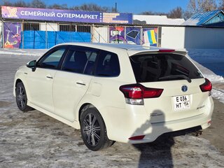 2015 Toyota Corolla Fielder XI (E160, E170, E180), белый, 1350000 рублей, вид 4