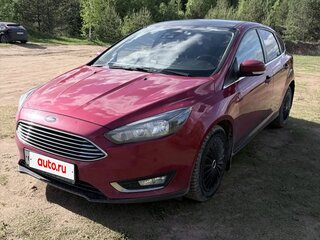 2016 Ford Focus III Рестайлинг, красный, 1050000 рублей, вид 1