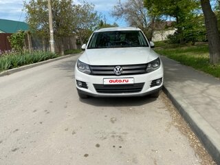 2015 Volkswagen Tiguan I Рестайлинг, белый, 1850000 рублей, вид 2