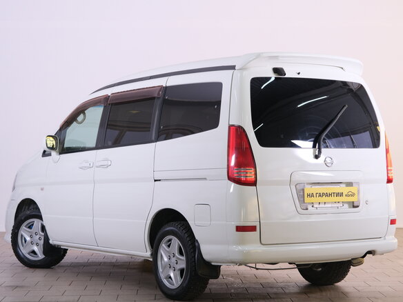 2002 Nissan Serena II (C24), белый - вид 3