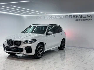 2020 BMW X5 40i IV (G05/G18), белый, 5435000 рублей, вид 5