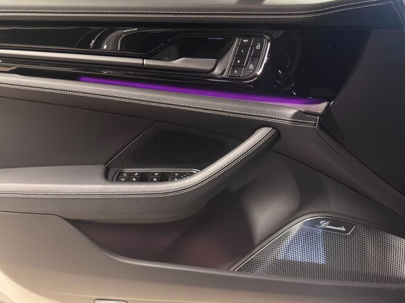 2026 Porsche Panamera Turbo S E-Hybrid III, серый, 34700000 рублей - вид 11