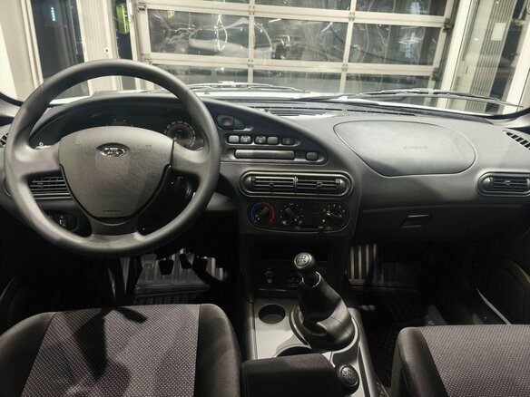 2026 Lada (ВАЗ) Niva Travel I Рестайлинг, белый, 1603000 рублей - вид 5