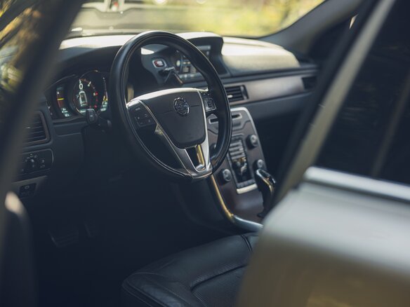2013 Volvo XC70 II Рестайлинг, бежевый - вид 13