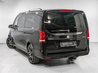 2023 Mercedes-Benz V-Класс Extra Long 300 d экстра длинный III (W447) Рестайлинг, чёрный, 8850000 рублей, вид 4