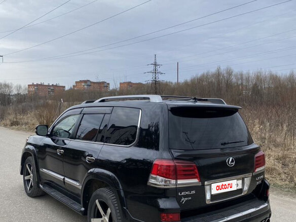 2012 Lexus LX 570 III Рестайлинг, чёрный, 3500000 рублей - вид 4