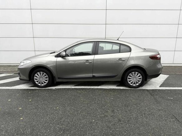 2011 Renault Fluence I, бежевый, 990000 рублей - вид 7