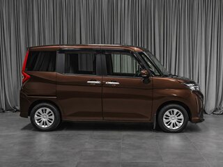 2018 Toyota Tank I, коричневый, 949000 рублей, вид 5