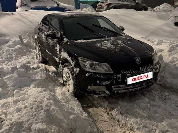 2012 Skoda Octavia II (A5) Рестайлинг, чёрный, 1150000 рублей - вид 1