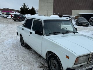 2011 Lada (ВАЗ) 2107, белый, 240000 рублей, вид 1
