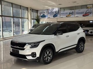 2021 Kia KX3, белый, 1750000 рублей, вид 1