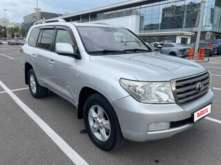 2011 Toyota Land Cruiser 200 Series, серебристый, 2100000 рублей, вид 3
