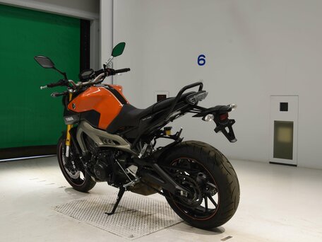 2014 Yamaha MT-09 (FZ-09), оранжевый, 630000 рублей, вид 5