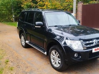 2013 Mitsubishi Pajero IV Рестайлинг 1, чёрный, 2070000 рублей, вид 3
