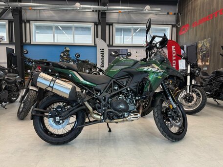 2026 Benelli TRK 502 X, зелёный, 619000 рублей, вид 1