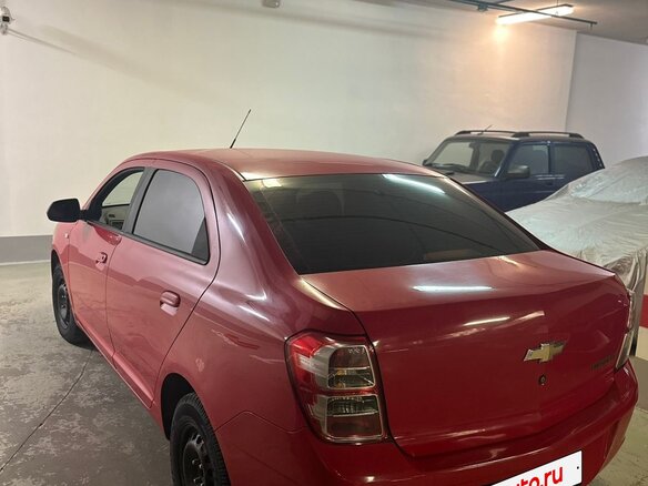 2013 Chevrolet Cobalt II, красный, 700000 рублей - вид 6