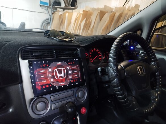 2001 Honda Stream I, белый, 630000 рублей - вид 10