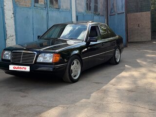 1991 Mercedes-Benz W124 200, чёрный, 900000 рублей, вид 3