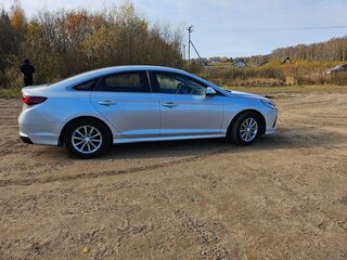 2018 Hyundai Sonata LPi VII (LF) Рестайлинг, серый, 1700000 рублей, вид 2