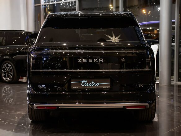 2025 Zeekr 9X 70 kWh, чёрный, 13300000 рублей - вид 4