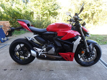 2022 Ducati Streetfighter V2, красный, 1715000 рублей, вид 2