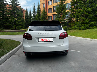 2012 Porsche Cayenne S Hybrid II (958), белый, 2150000 рублей, вид 3