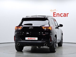 2022 Chevrolet TrailBlazer III, чёрный, 1680111 рублей, вид 4