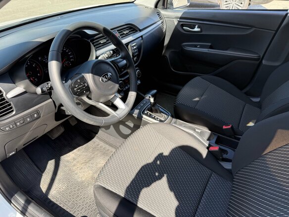 2019 Kia Rio X-Line IV, белый, 1200000 рублей - вид 6