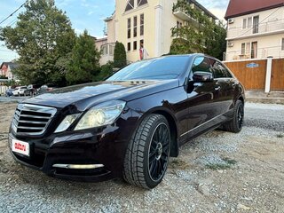 2011 Mercedes-Benz E-Класс 300 IV (W212, S212, C207), коричневый, 1450000 рублей, вид 1