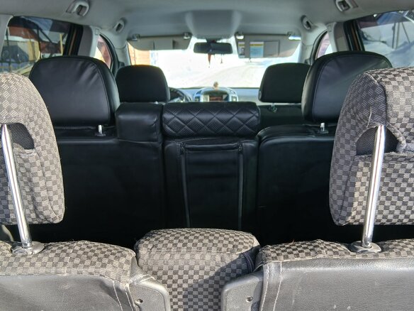 2013 Opel Zafira B Рестайлинг, бежевый, 700000 рублей - вид 9
