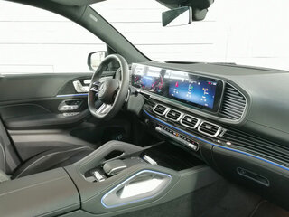 2025 Mercedes-Benz GLS 450 II (X167) Рестайлинг, чёрный, 21800000 рублей, вид 4