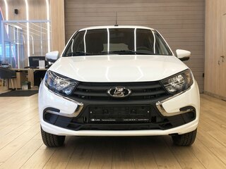 2026 Lada (ВАЗ) Granta I Рестайлинг, белый, 1131000 рублей, вид 2