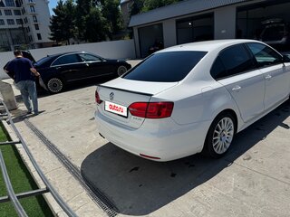 2010 Volkswagen Jetta VI, белый, 900000 рублей, вид 5