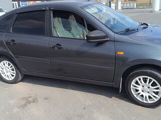 2016 Lada (ВАЗ) Granta I, серебристый, 370000 рублей, вид 2