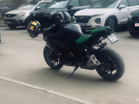 2018 Kawasaki Z 1000SX, чёрный, 920000 рублей - вид 3
