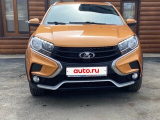 2018 Lada (ВАЗ) XRAY Cross I, золотистый, 880000 рублей, вид 3