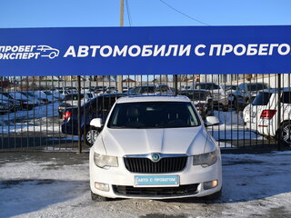 2011 Skoda Superb II, белый, 750000 рублей, вид 2