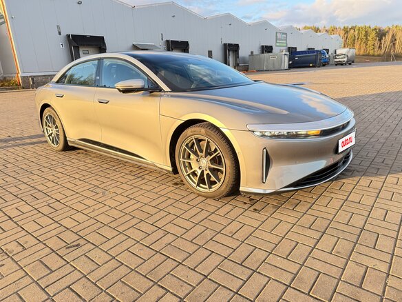 2022 Lucid Air Grand Touring, серый, 5700000 рублей - вид 19