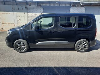 2020 Opel Combo E, чёрный, 2400000 рублей, вид 5
