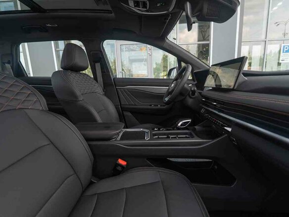 2026 Geely Okavango I Рестайлинг, серый, 4085990 рублей - вид 13