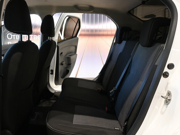 2021 Renault Logan Stepway II Рестайлинг, белый, 899000 рублей - вид 15