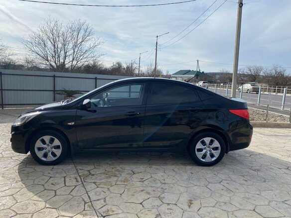 2013 Hyundai Solaris I, чёрный, 830000 рублей - вид 5
