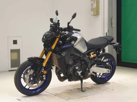 2022 Yamaha MT-09 (FZ-09), серебристый, 1175000 рублей, вид 5